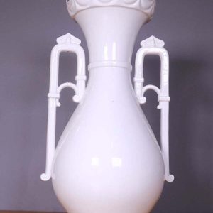 Vase en porcelaine blanche